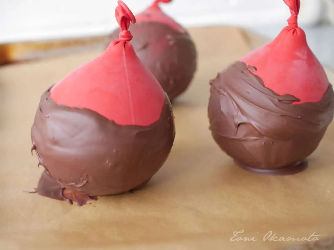 balloon chocolate bowls