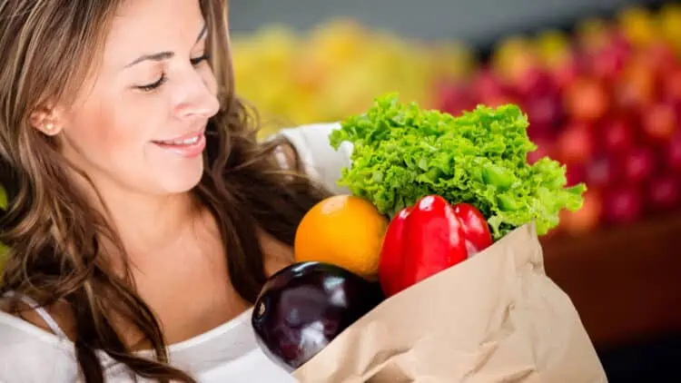 Vegan Grocery Shopping Guide | World of Vegan | #vegan #grocery #meals #recipes