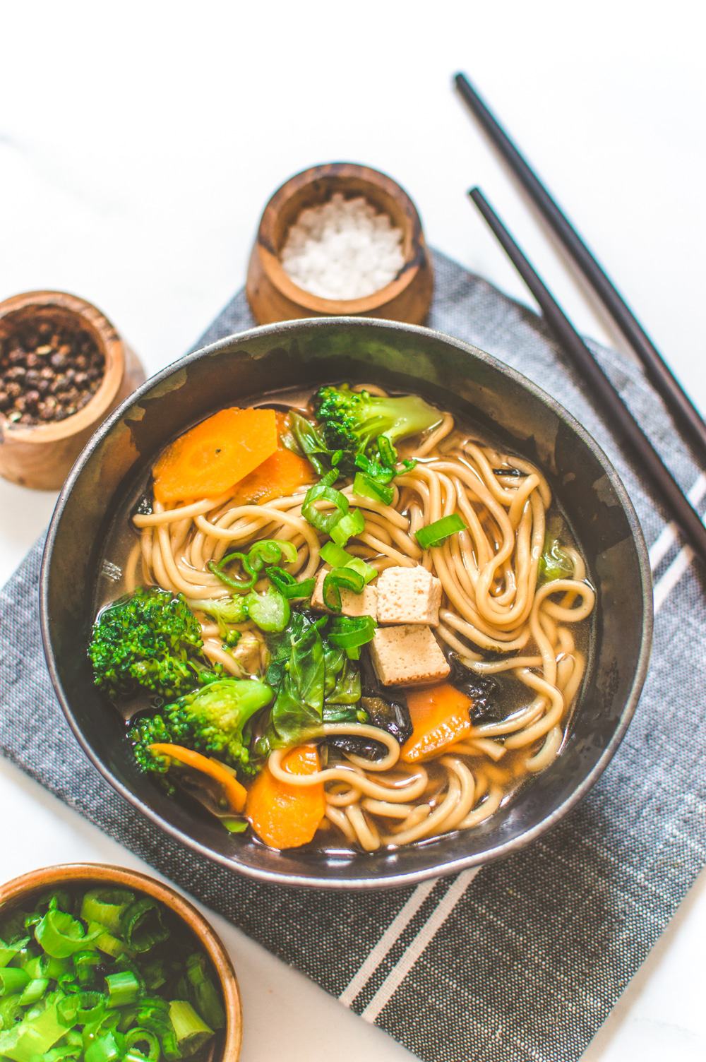 Simple Vegan Miso Noodle Soup (7 Ingredients) - The Simple Veganista