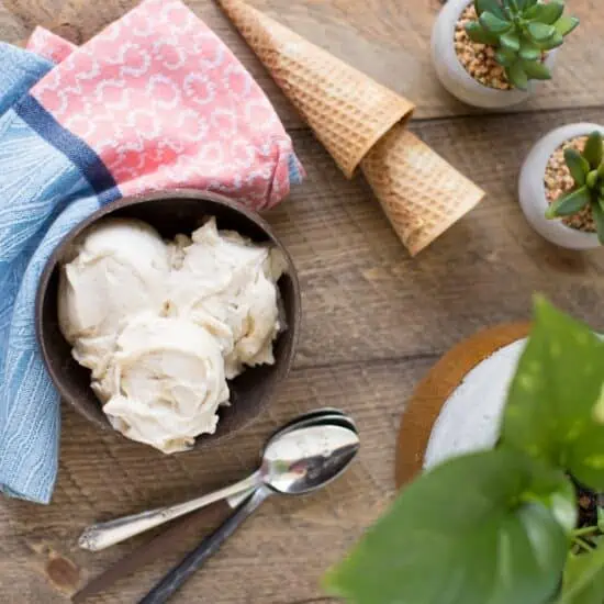 Banana Nice Cream | WorldofVegan.com | #vegan #healthy #dessert #recipe #banana