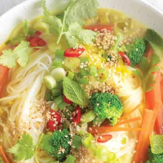Vegan Thai Curry Soup Recipe | WorldofVegan.com | #vegan #soup #winter #cozy #health #recipe #thai #curry