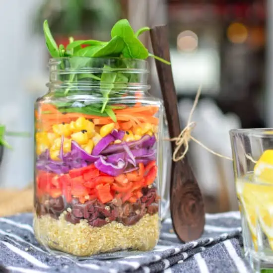 Rainbow Salad in a Jar | Zero Waste Lunch Idea | World of Vegan | #vegan #zerowaste #healthy #salad