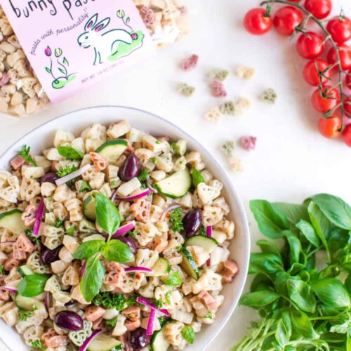 Easy Vegan Pasta Salad Perfect for Parties, Potlucks & Picnics | WorldofVegan.com #vegan #easter #bunny #pasta #picnic #potluck