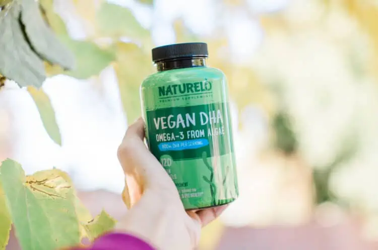 Vegan DHA & Omega-3s — And Why Vegetarian DHA is Better Than Fish Oil!