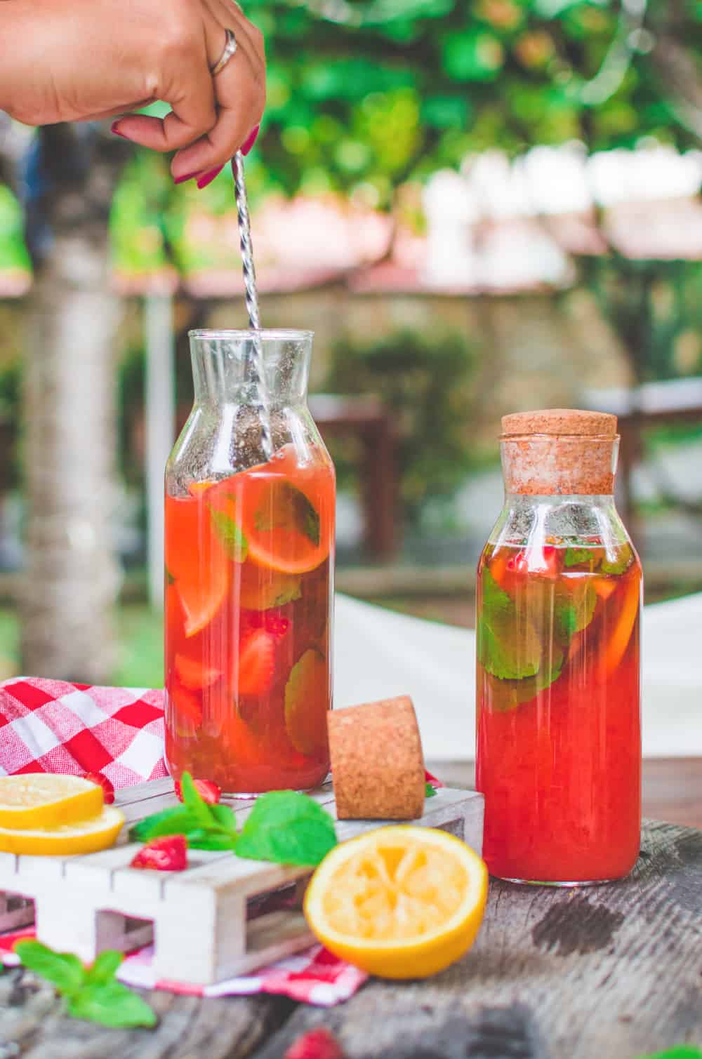 Fresh Strawberry & Mint Lemonade | World of Vegan | #lemonade #strawberries #lemon #mint #fresh #drink #water #fruits #worldofvegan