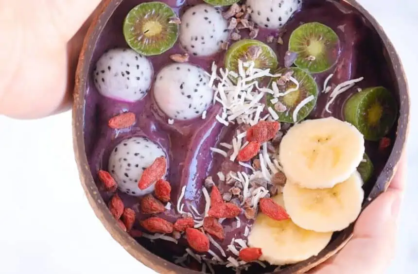 How to Make An Acai Bowl