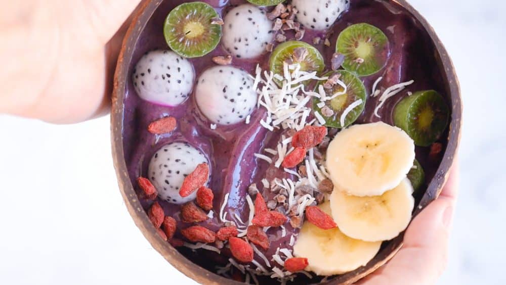 My Go-To Acai Smoothie Bowl This Summer (Customizable Recipe)