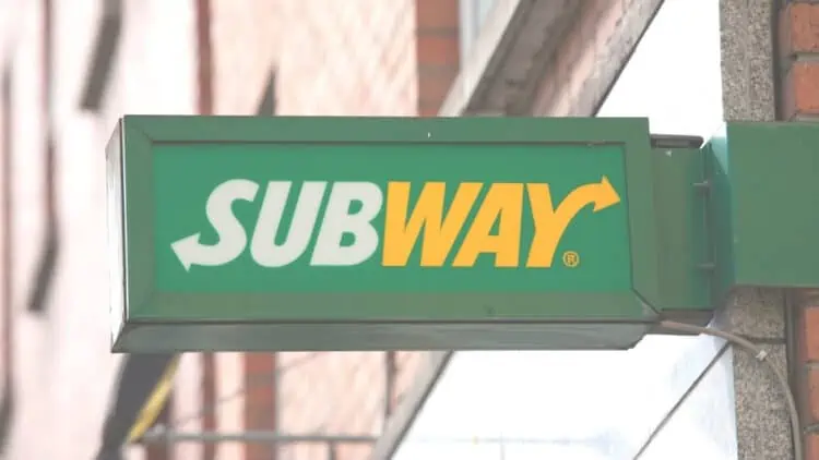 Best Vegan Options at Subway {Vegetarian & Dairy-Free}