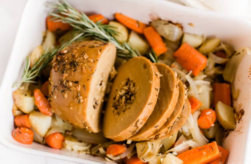 How to Prepare a Tofurky Roast With Roasted Veggies