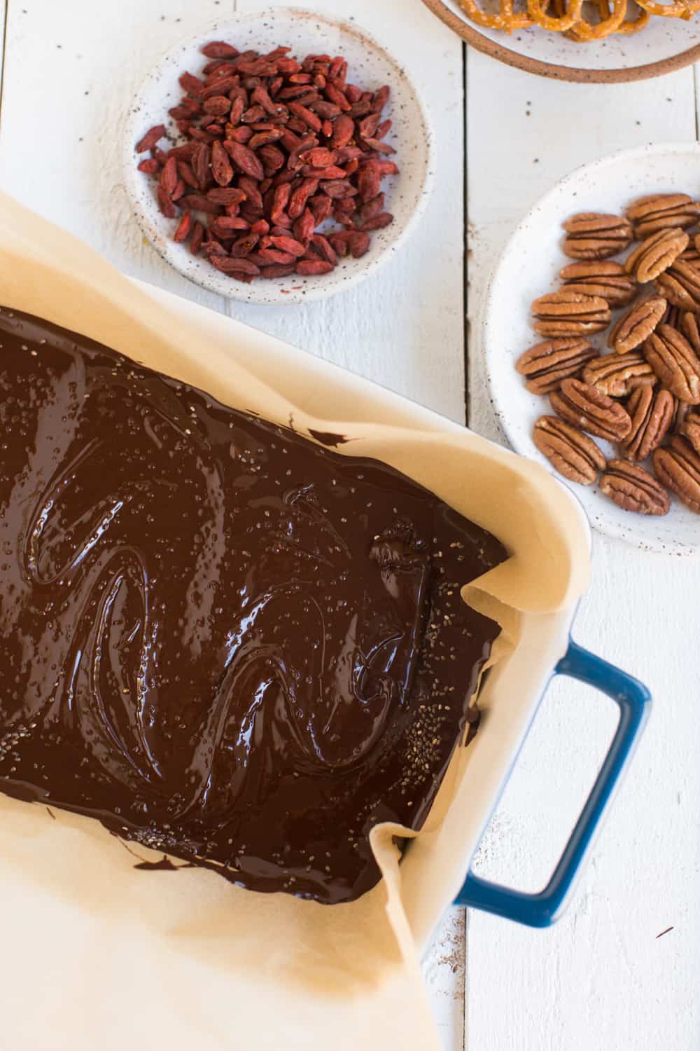 Superfood Chocolate Bark with Pecans and Goji Berries 