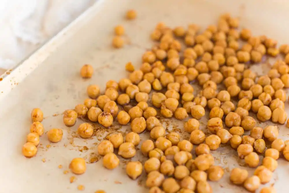 Easy Vegan Roasted Chickpeas