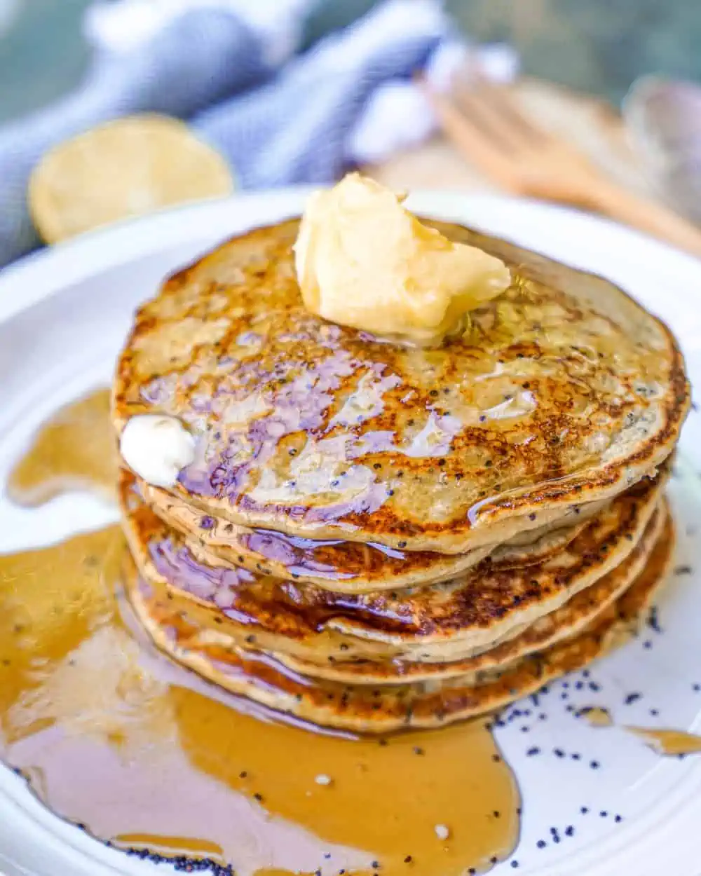 Perfect Vegan Lemon Poppyseed Pancakes