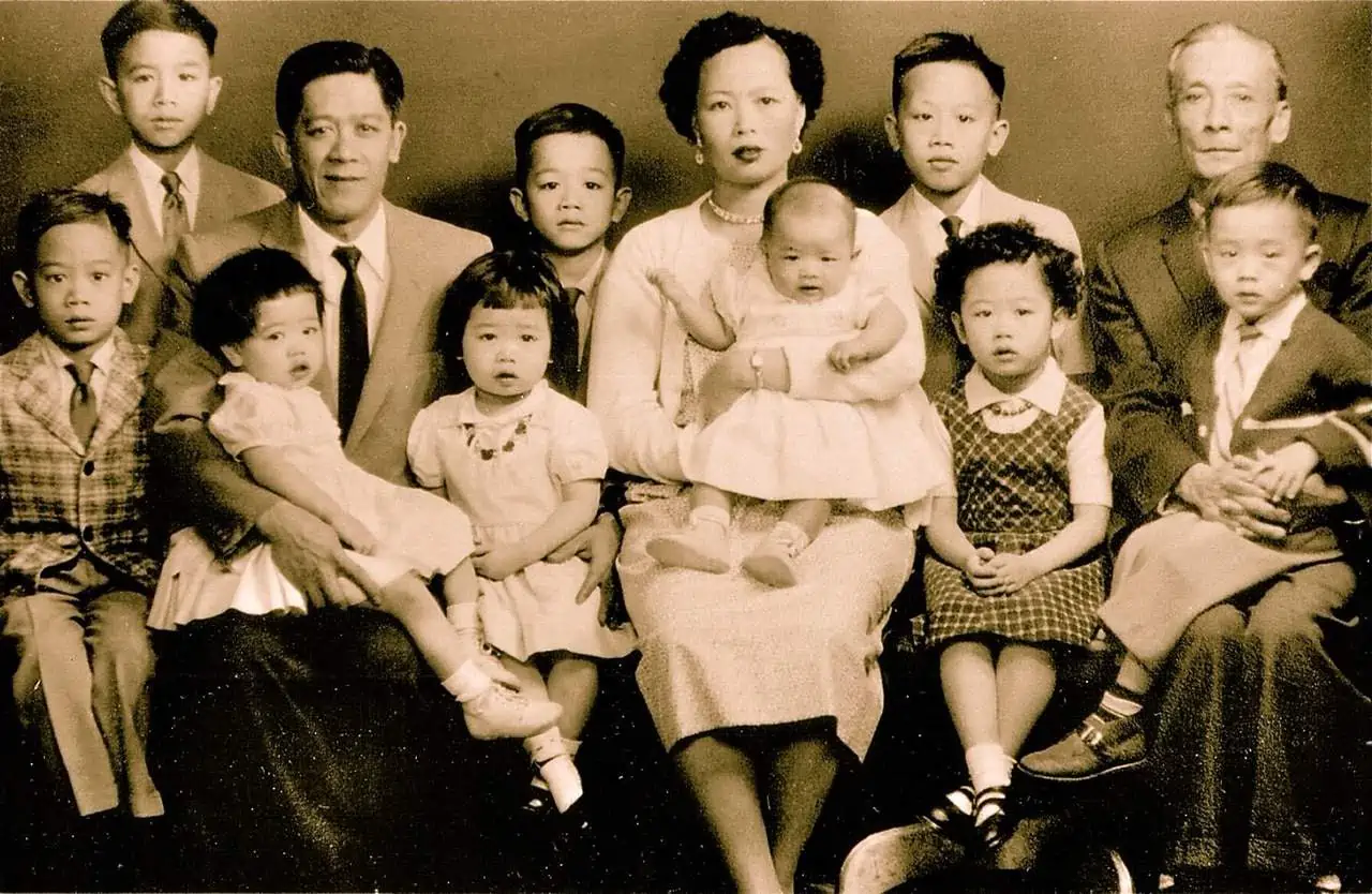 The Ting George Chin Family owners of Ho Ho Restaurant in Rhode Island 1960s