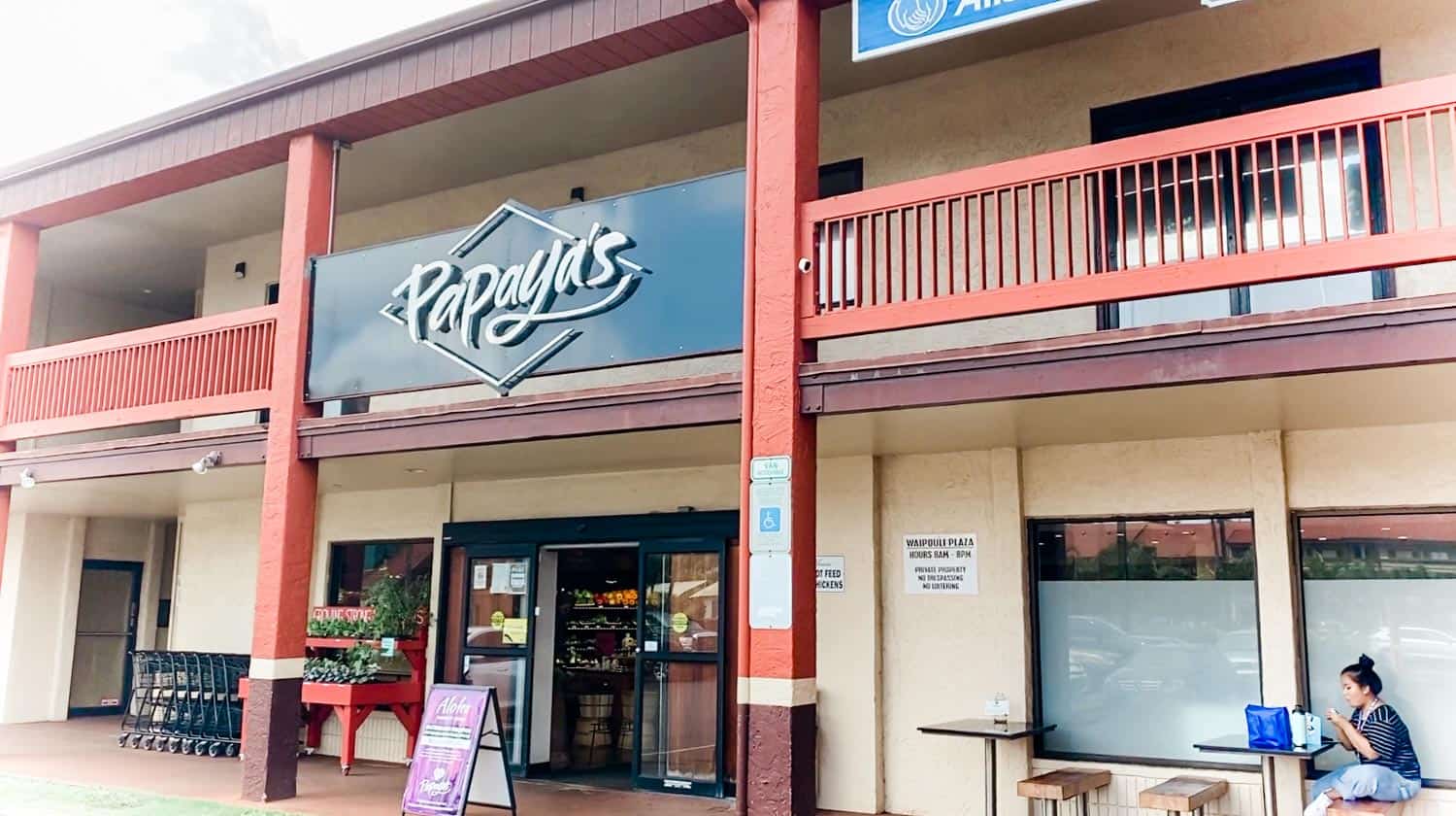 Vegan at Papayas Natural Foods Store in Kauai North Shore