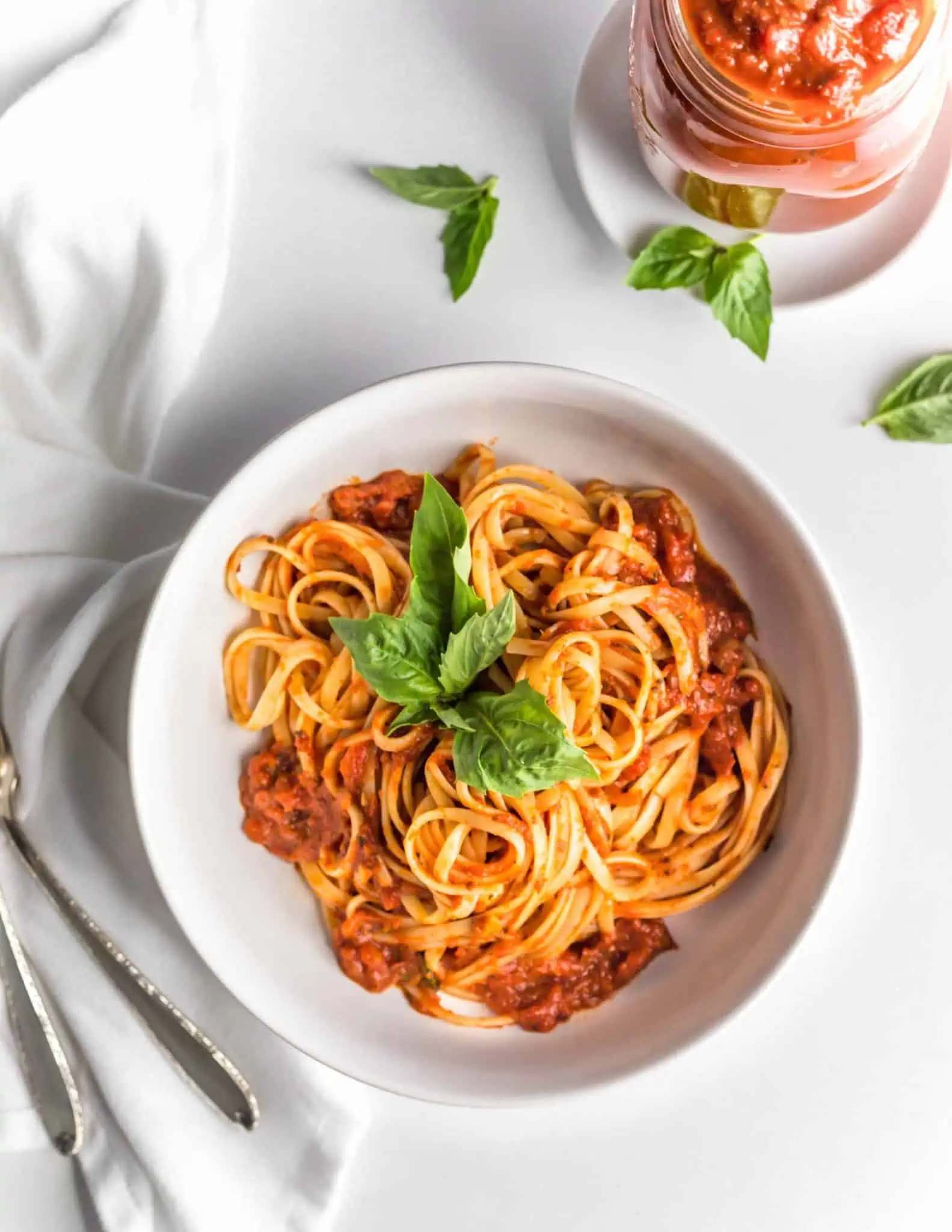 Homemade Vegan Marinara Sauce With Pasta