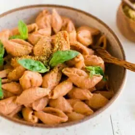 Easy Pink Sauce Pasta With Fire Roasted Tomatoes