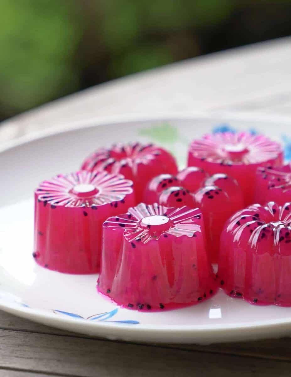 Vegan Gelatin {Agar Agar, Vegan Jello, and More} World of Vegan