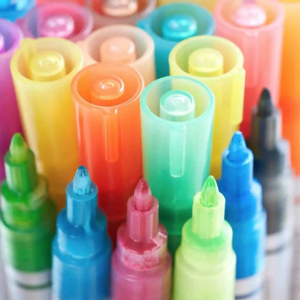 colorful arteza marker tips
