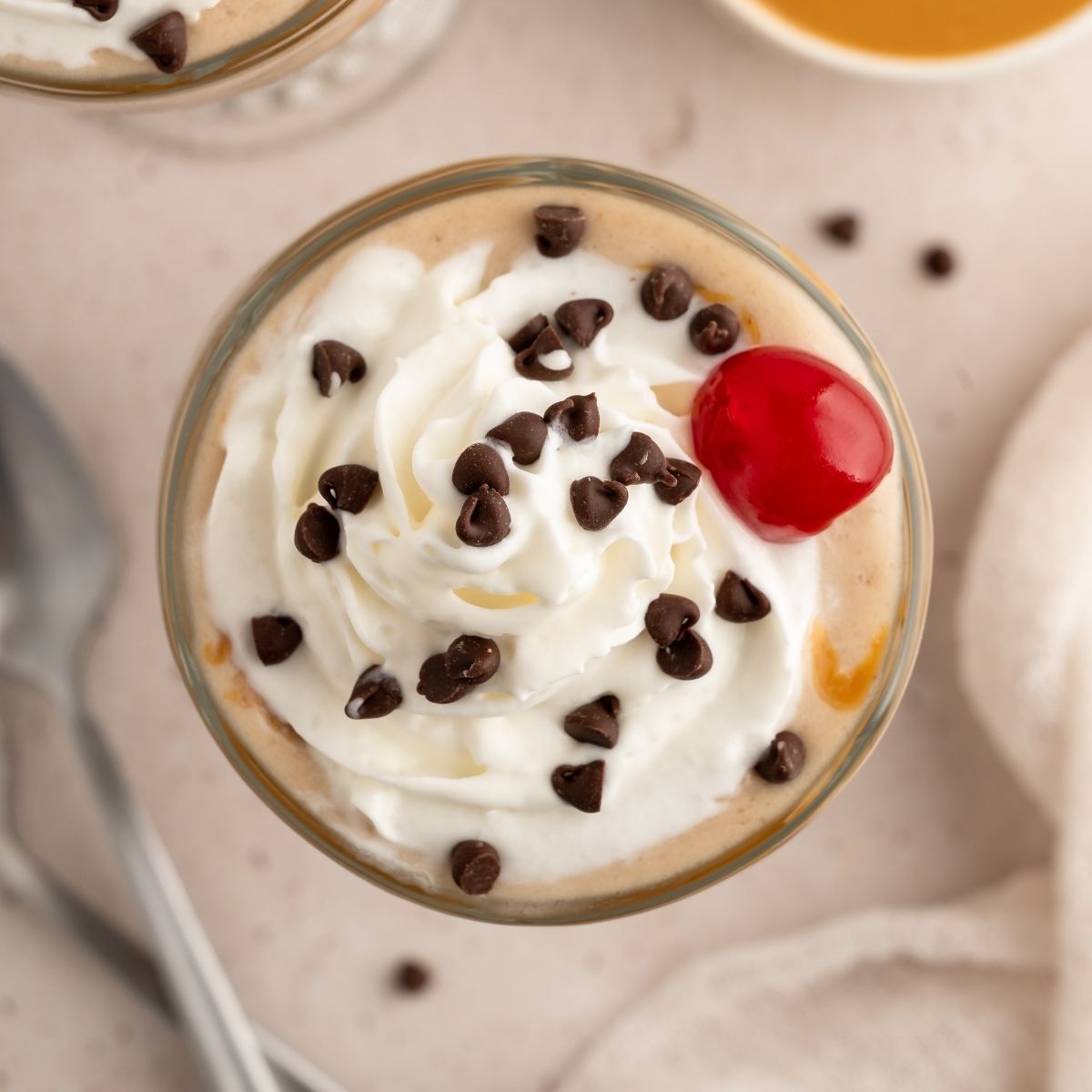 Vegan Milkshakes (10 Deliciously Creamy Recipes You’ll Love)
