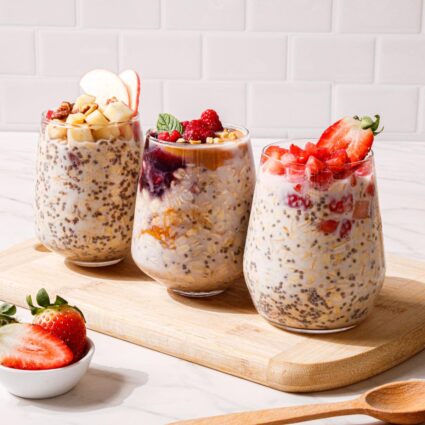 Quick Vegan Overnight Oats (Multiple Ways) - Plant-Based on a Budget