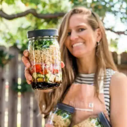 Everyday Mason Jar Salad - Simply Scratch