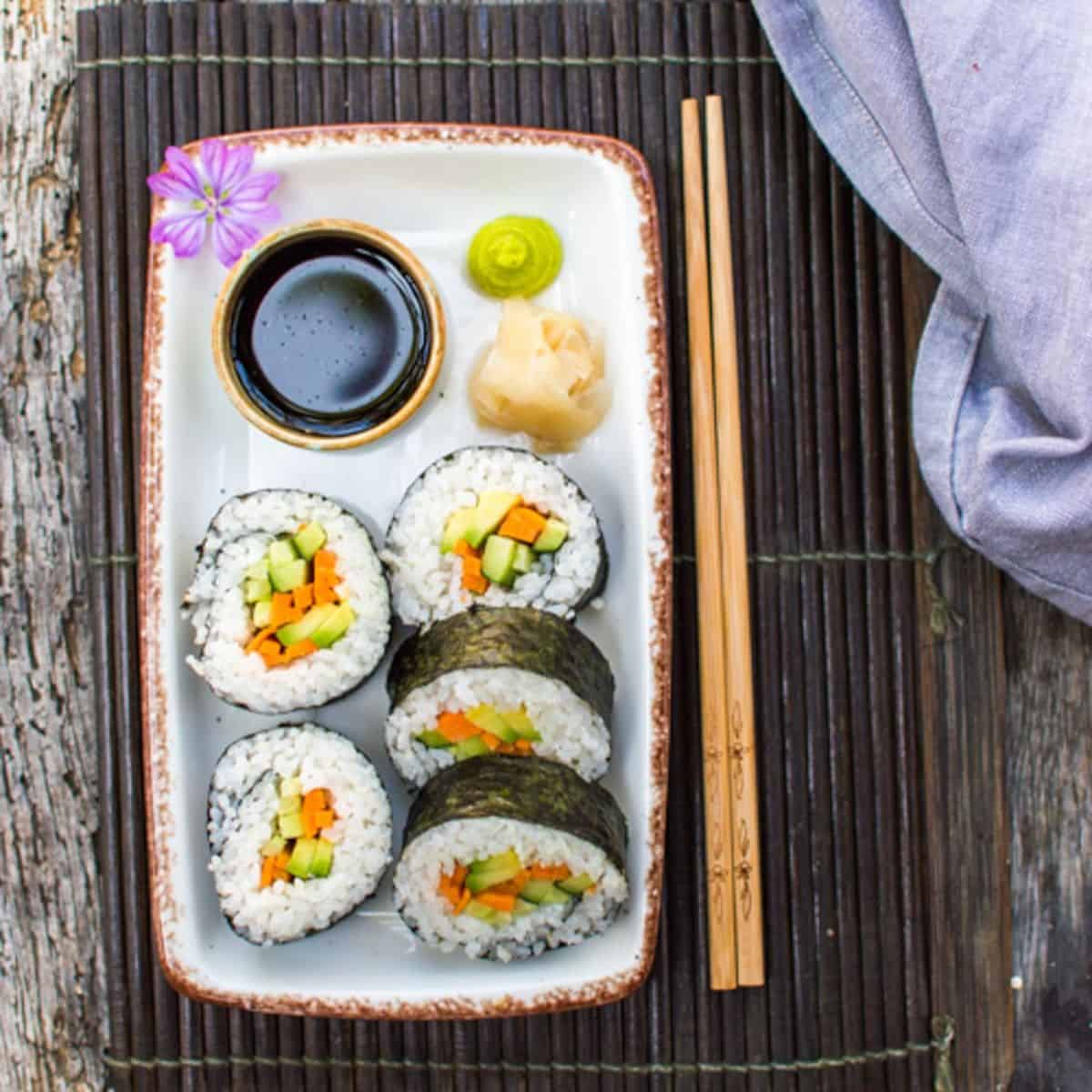 25+ Easy Vegan Sushi Recipes (Ultimate Guide)