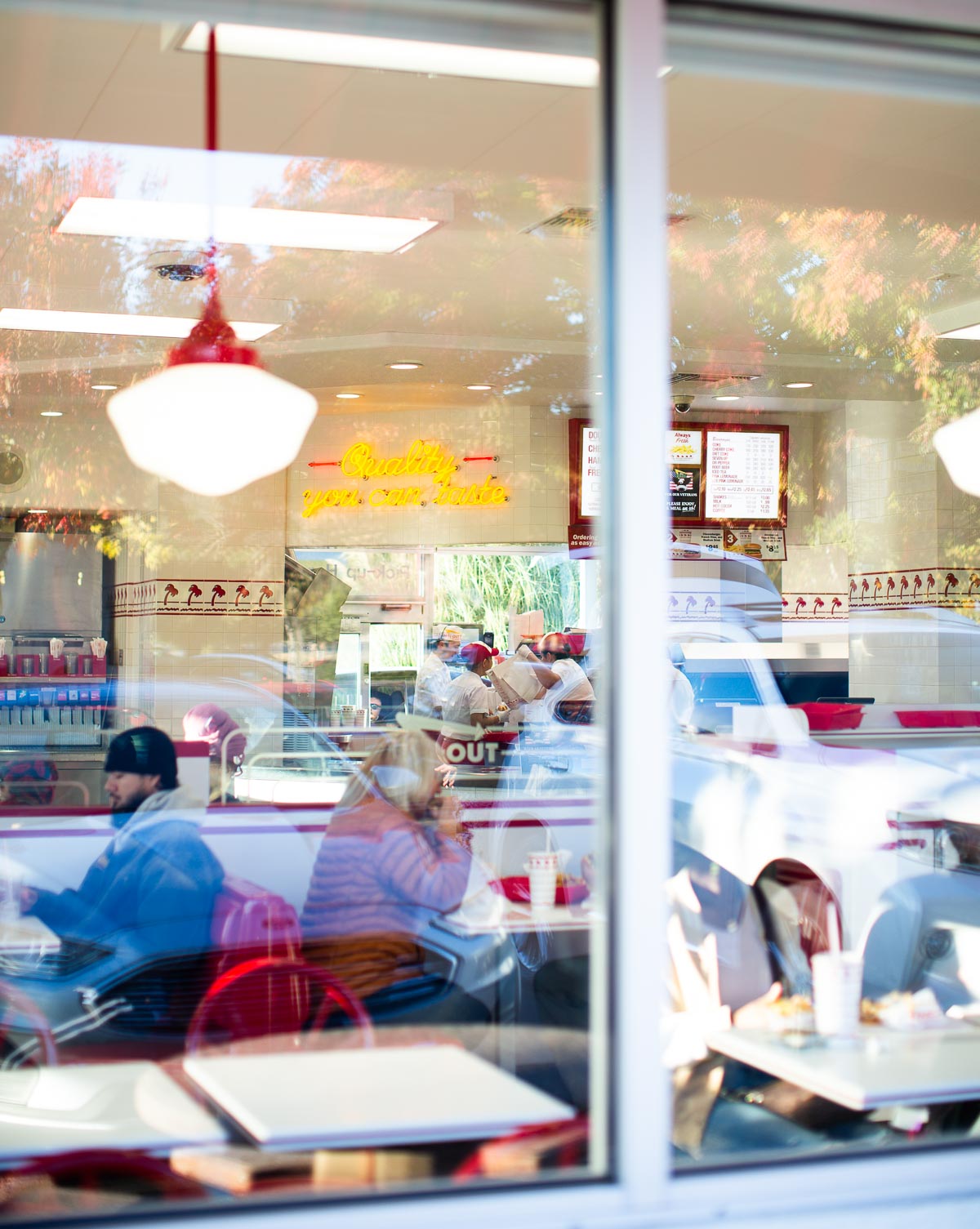 The inside of an In-n-Out restaurant.
