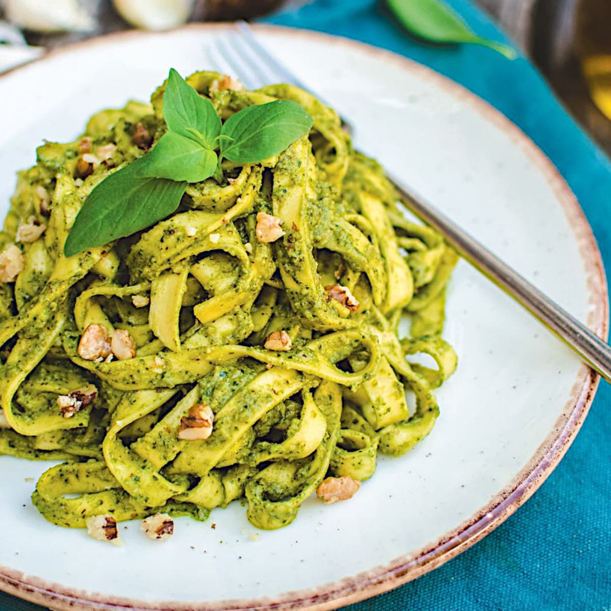 Walnut Pesto Pasta