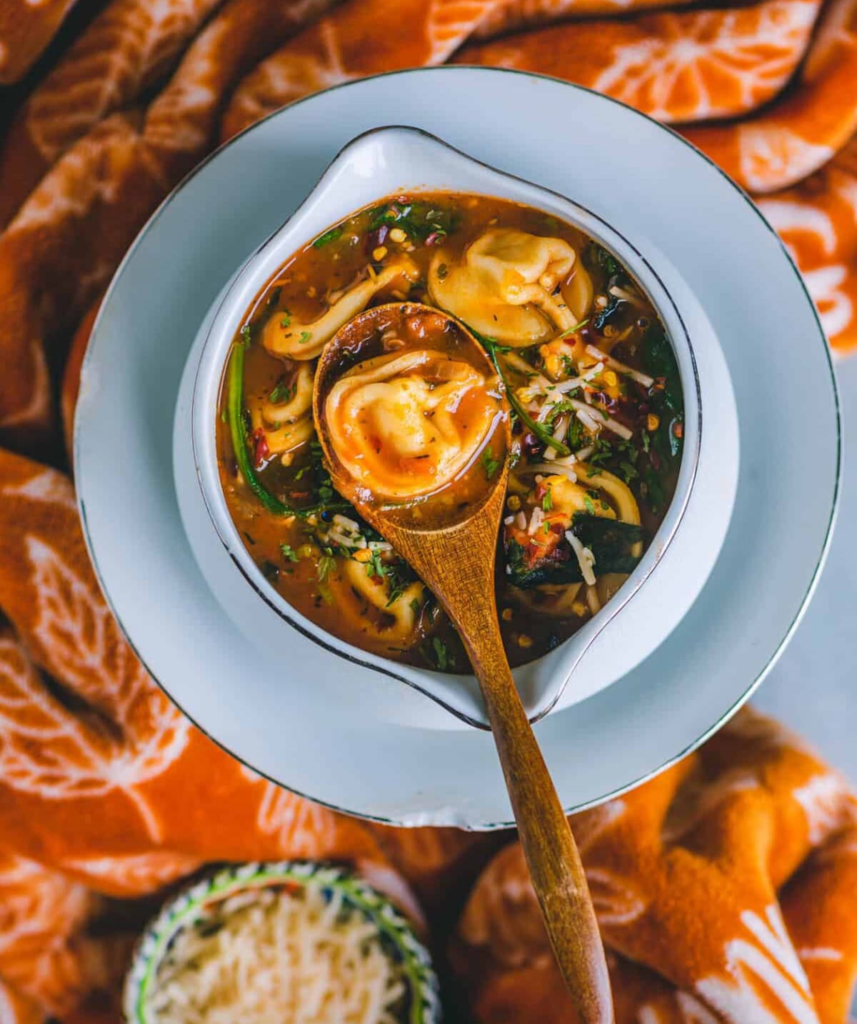 Vegan tortellini soup recipe in the Instant Pot by Cookilicious.