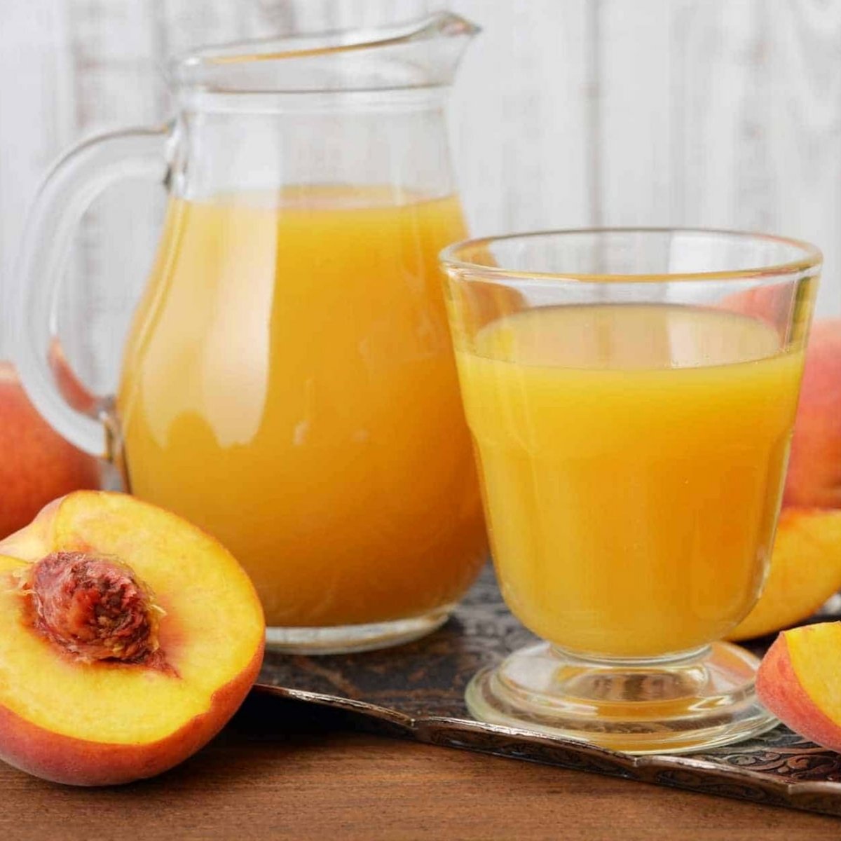 Fresh Peach Juice Recipe (How to Juice Peaches)